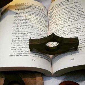 Bague de livre en bois